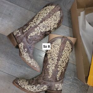 Corral Brown and Cream Embroidered Women's Boots